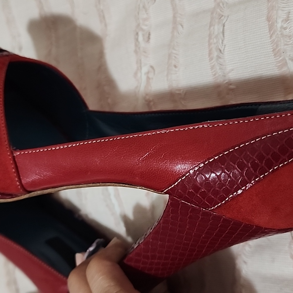 Marc Jacobs Red Suede Snake Print Peep-Toe Heels - Picture 14 of 17